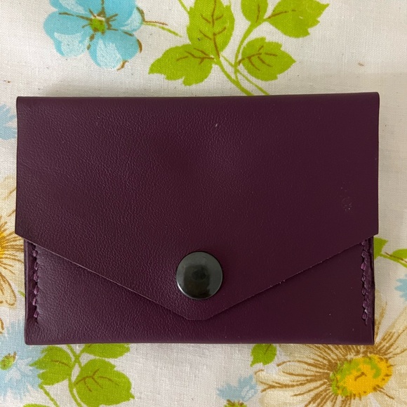 Handmade Genuine Leather Wallet - Picture 1 of 5